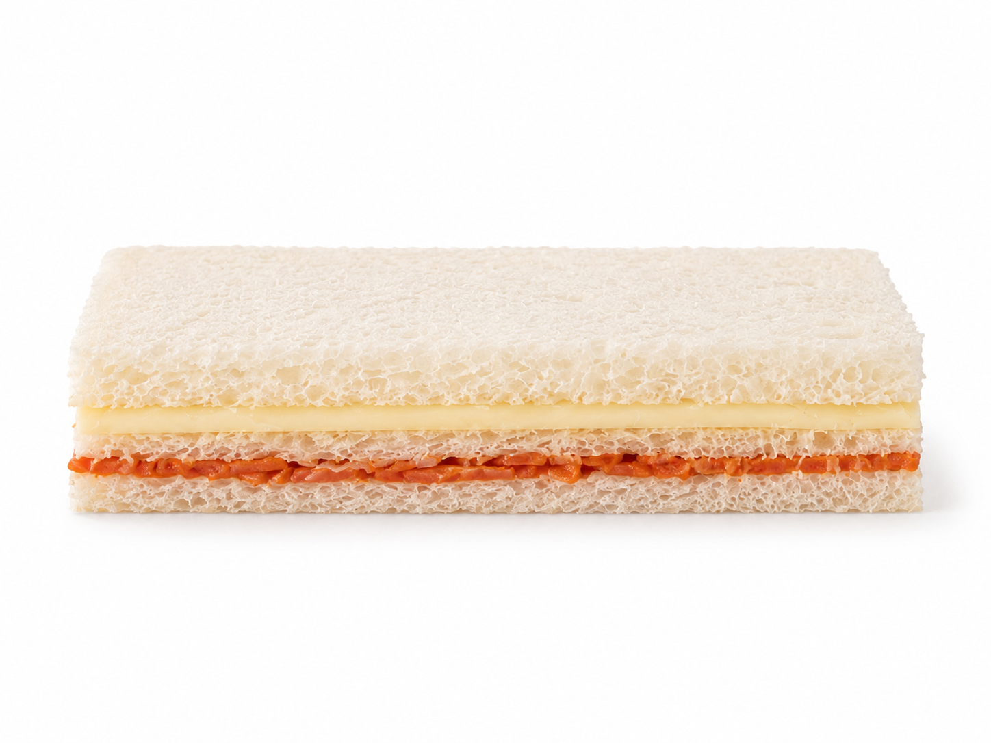 Sándwich de miga de queso y cantimpalo